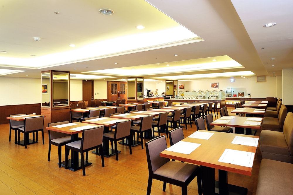 Fuward Hotel Tainan 48/64