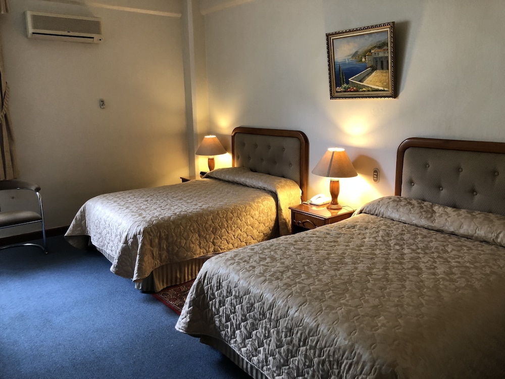 ever green hotel