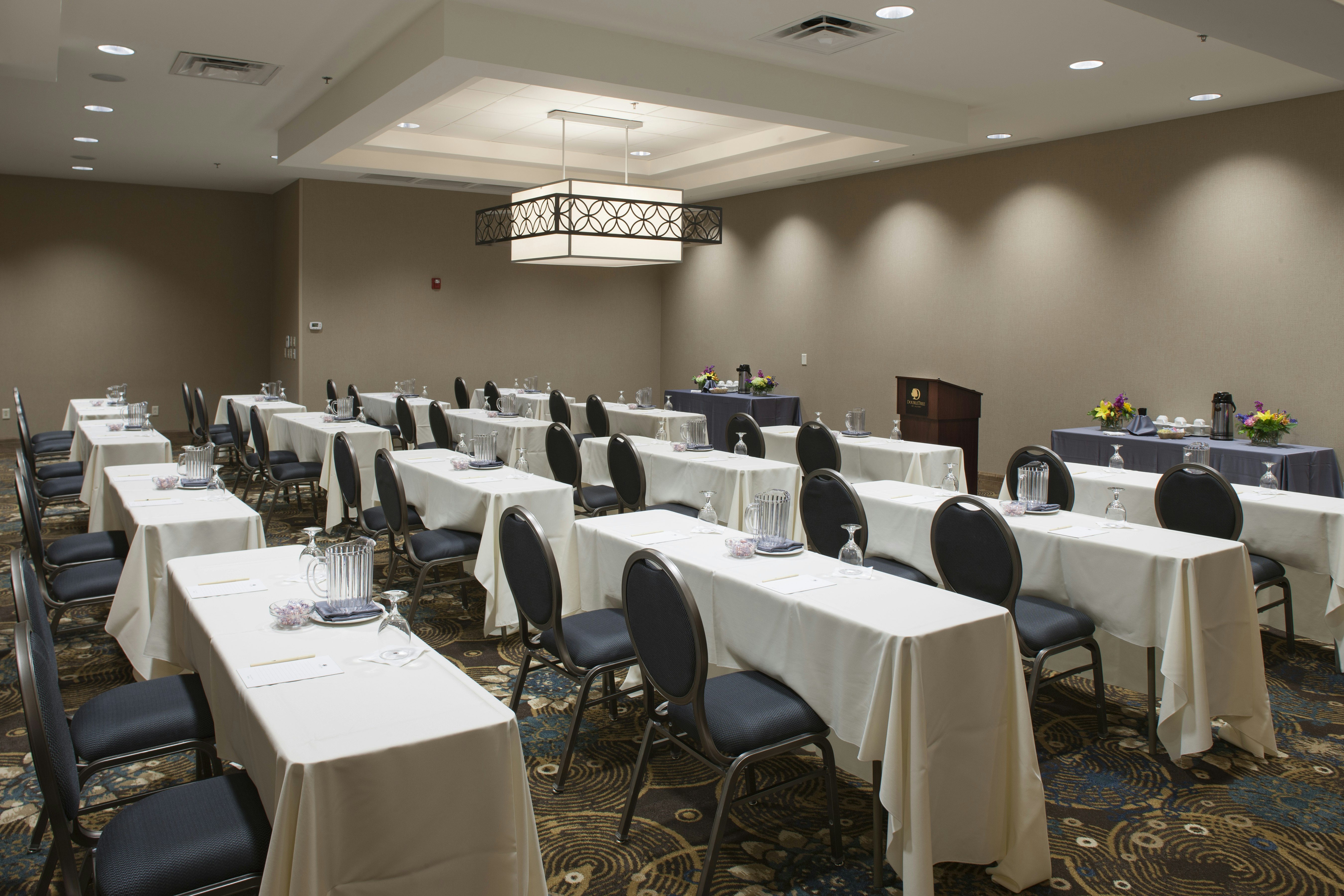 Doubletree Hotel Murfreesboro 14/26