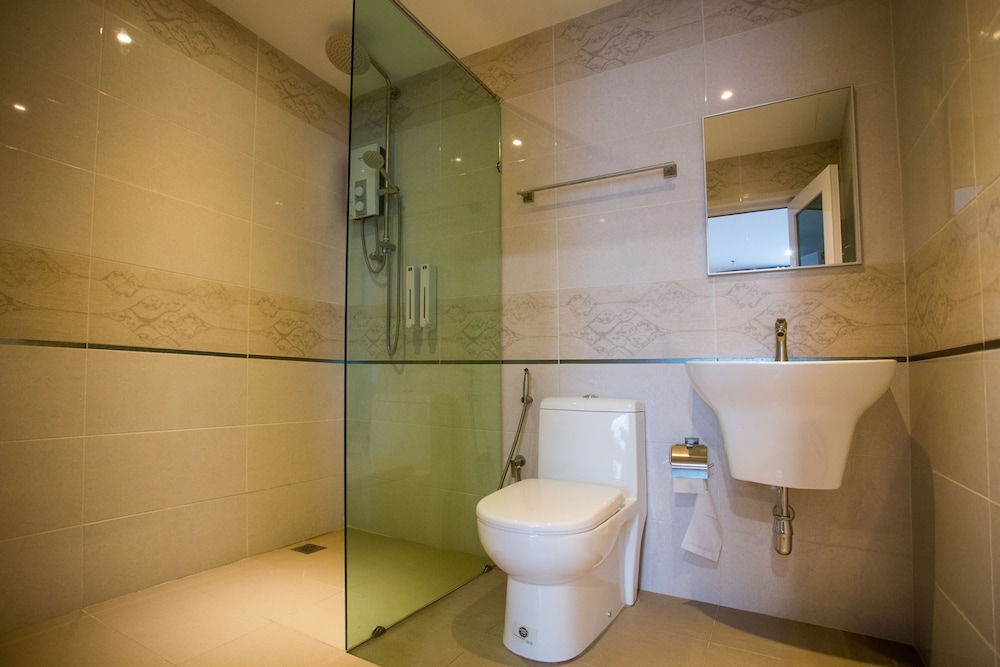 7 Heaven Boutique Hotel 48/50