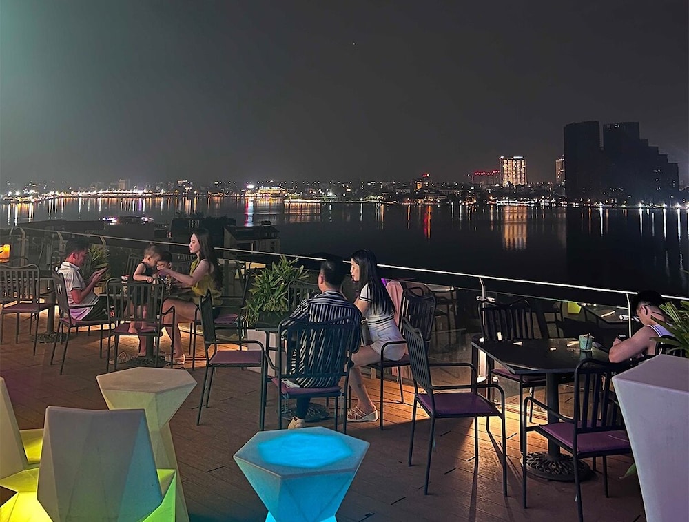 Parosand Hanoi Hotel & Apartment 41/50