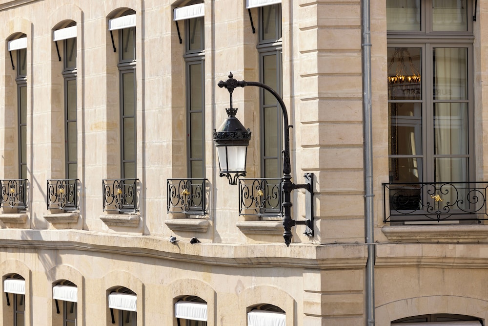 Yuna Saint-Honore - Serviced Apartments 3/50