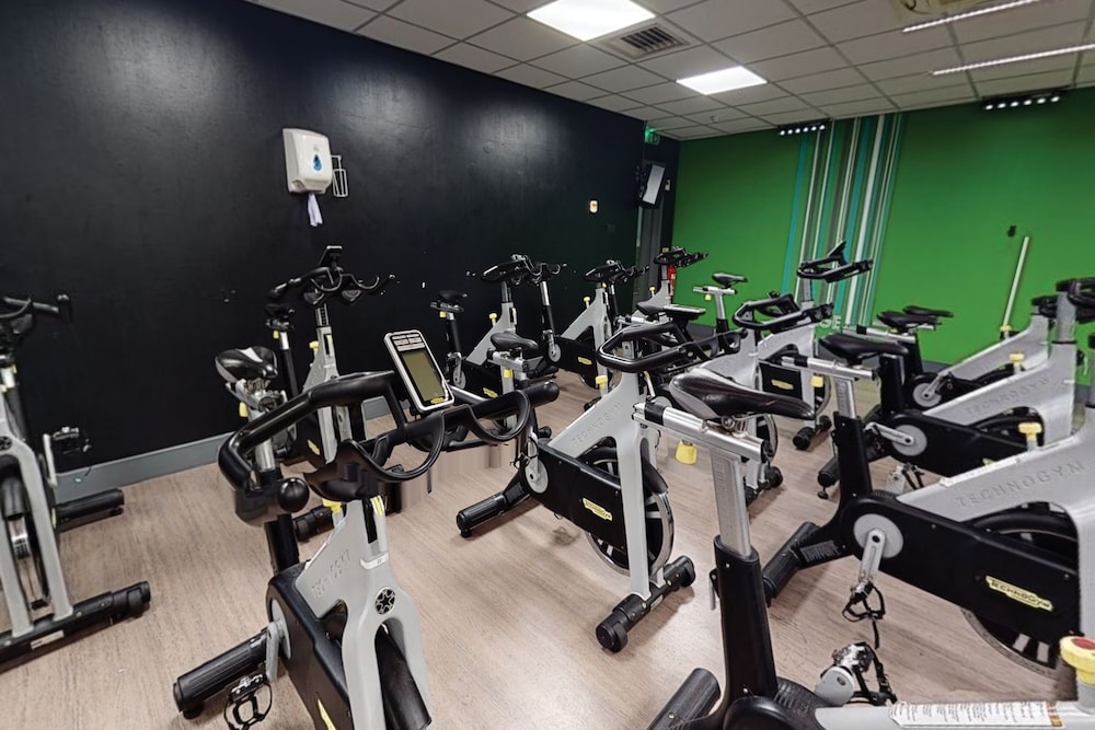 Village Urban Resort Nottingham 37/62