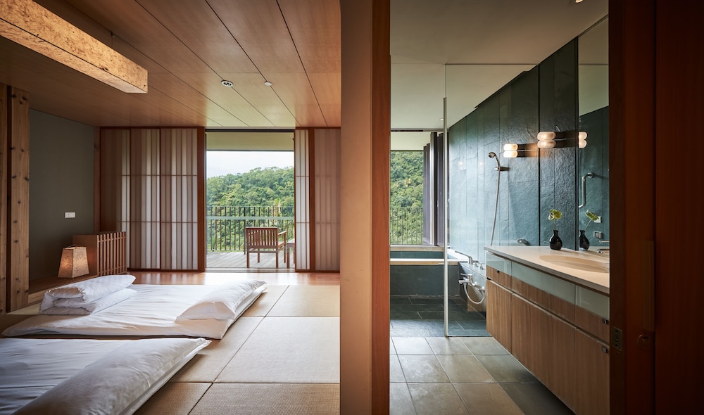 JAPANESE, SUITE, MOUNTAIN VIEW
