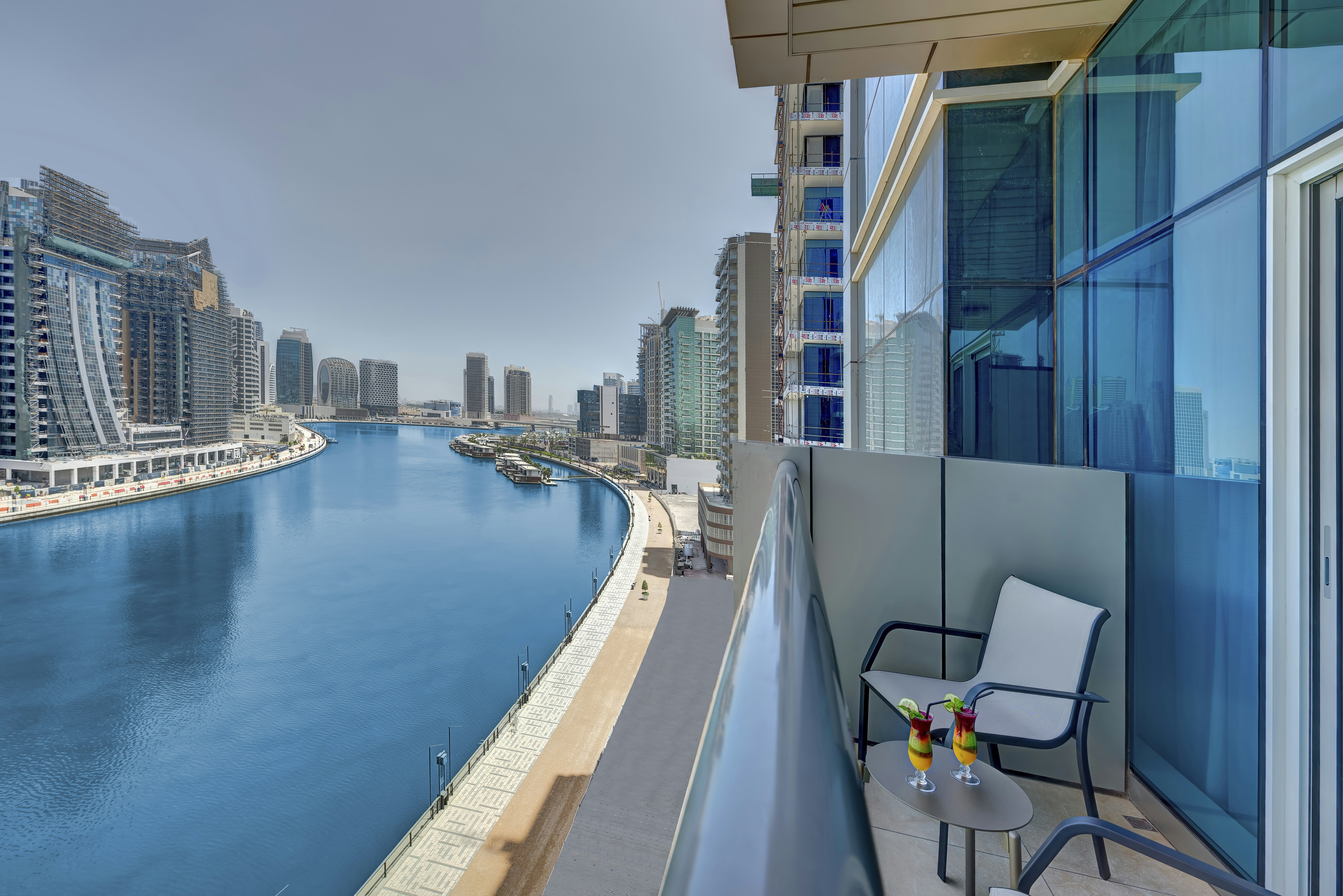 Royal Continental Suites 22/26