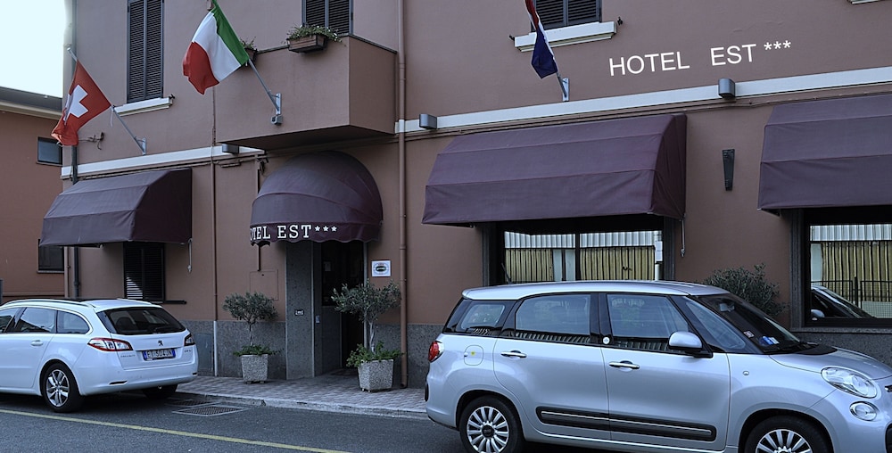 Hotel Est 2/42