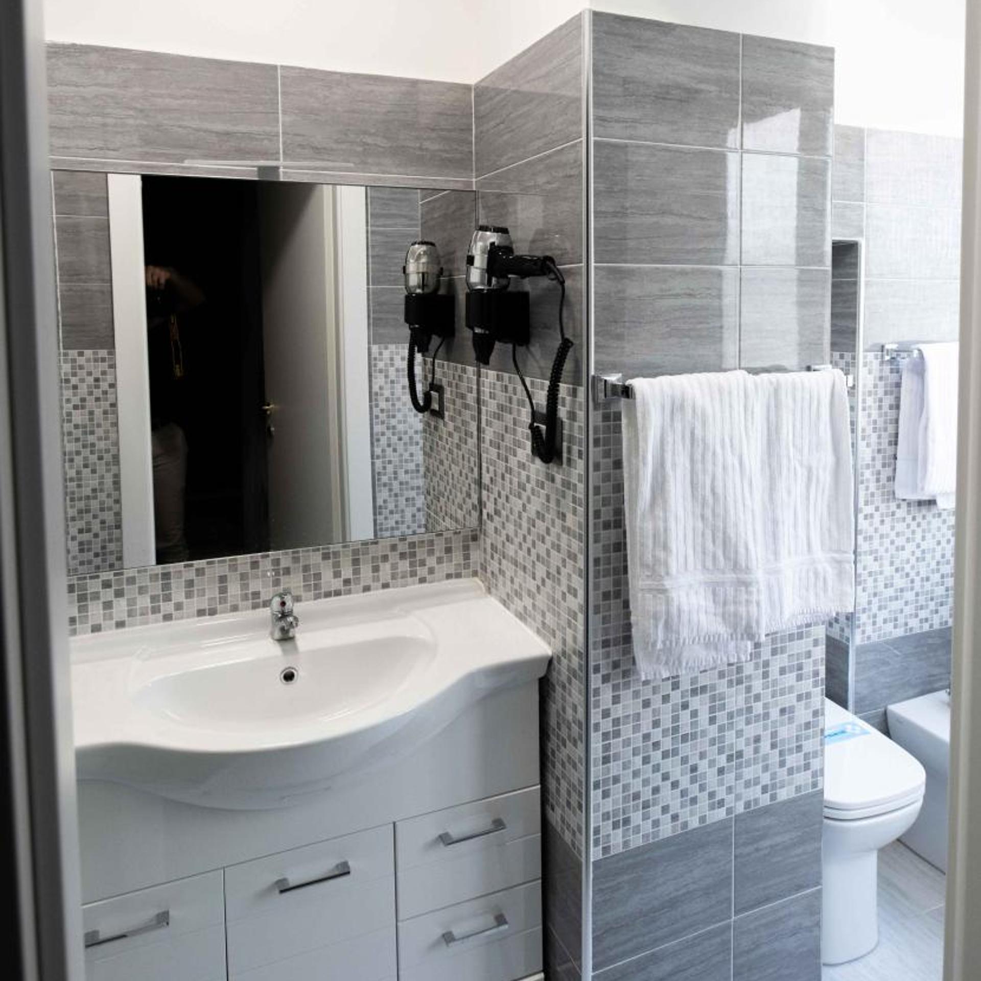 Room, Double Bed, Separate Building، Anfiteatro Flavio 6/9