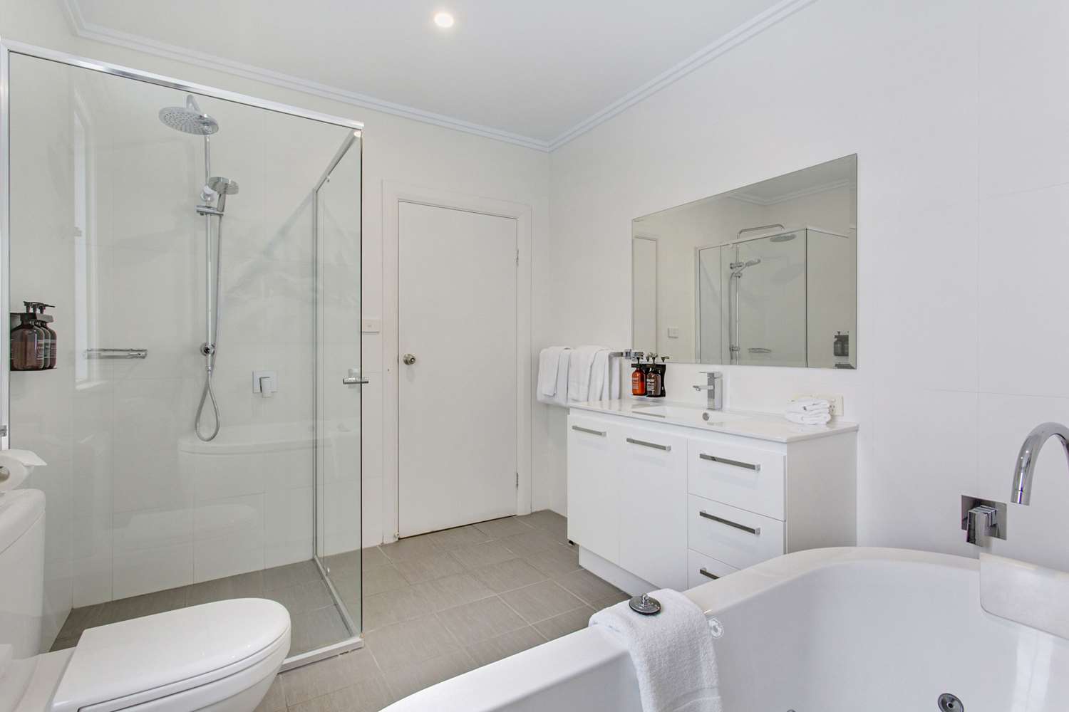 CH Boutique Hotel, Ascend Hotel Collection 48/52