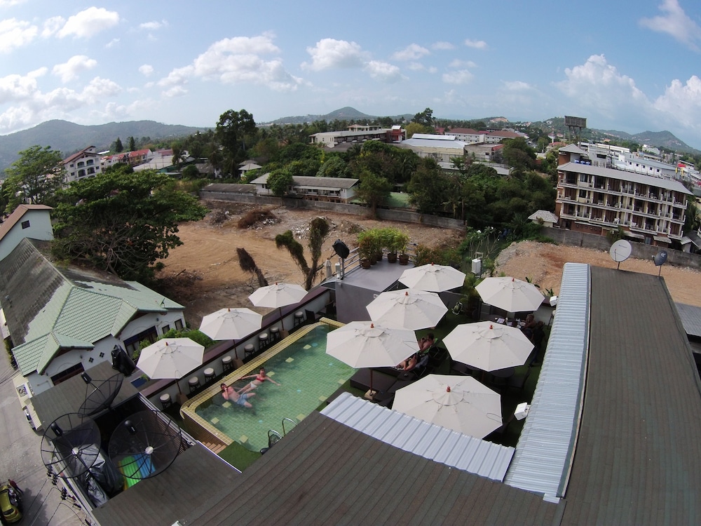 Cheeky Monkey S Samui 22/25