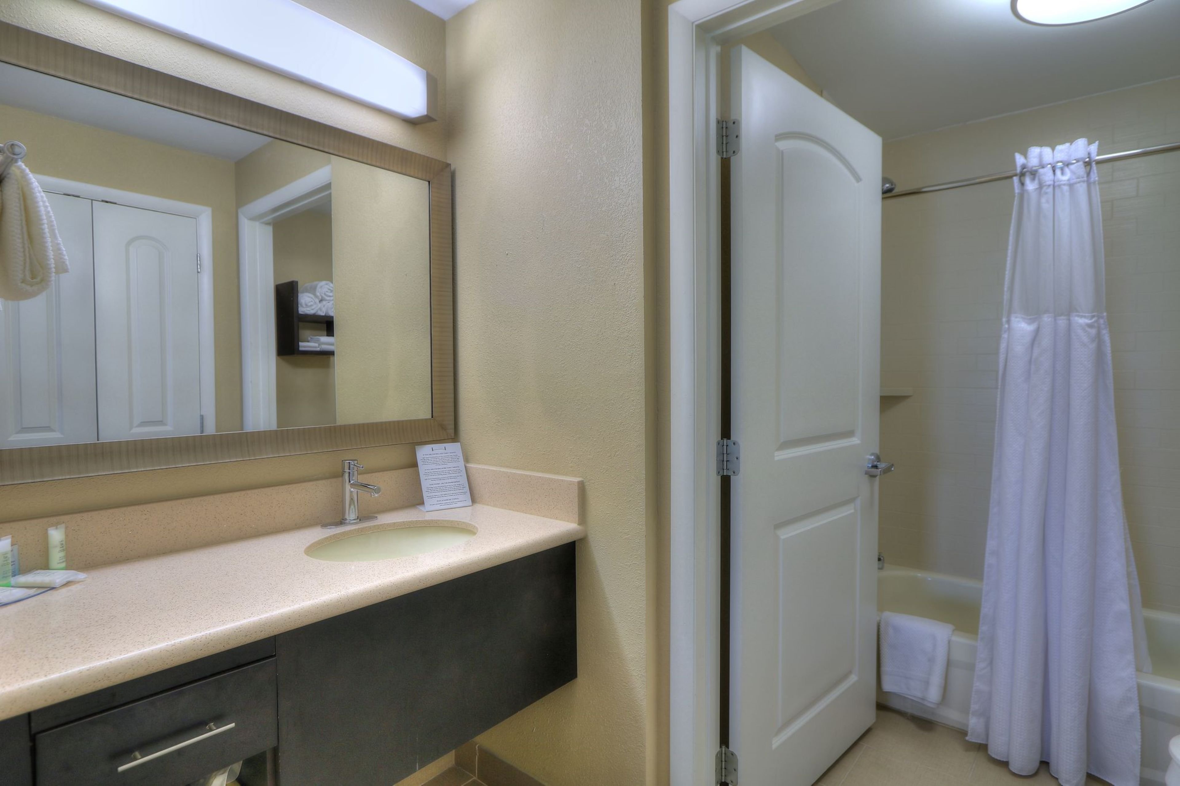 Staybridge Suites Knoxville-West 40/42
