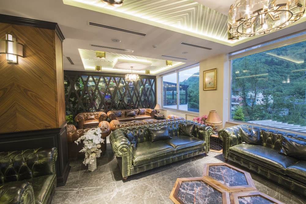 Jolnar Garden Hotel 25/50