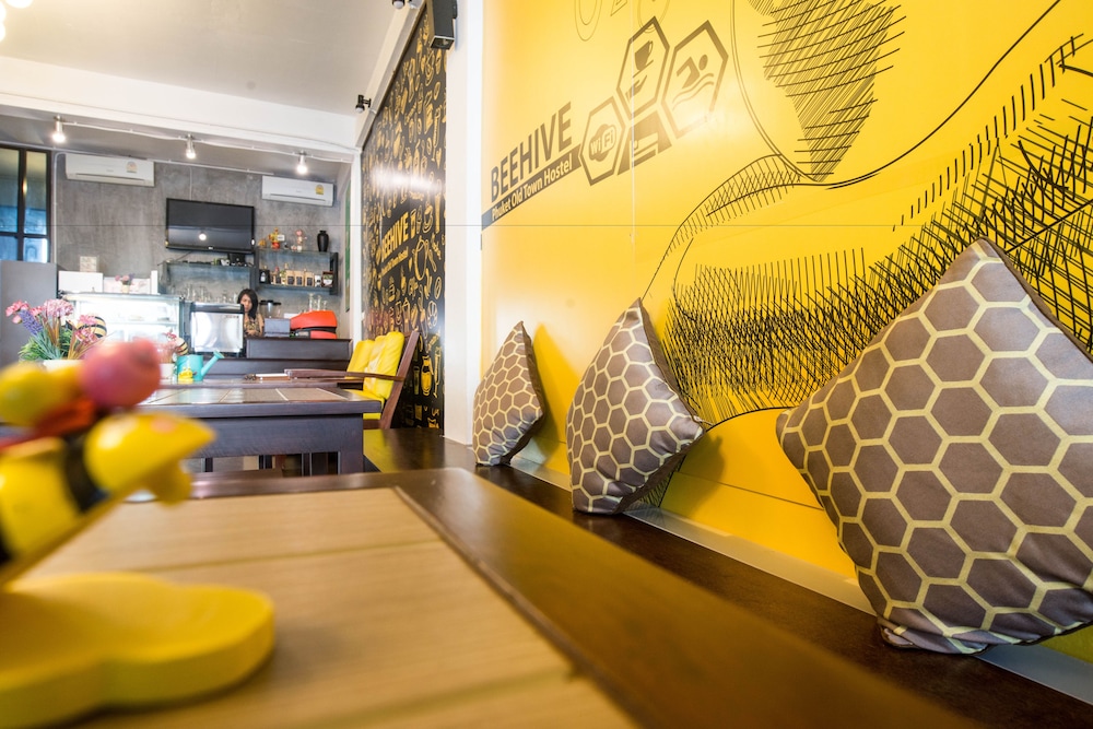 Beehive Phuket Old Town - Hostel 51/64