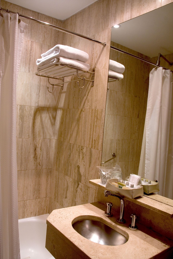 ULISES RECOLETA SUITES 39/64