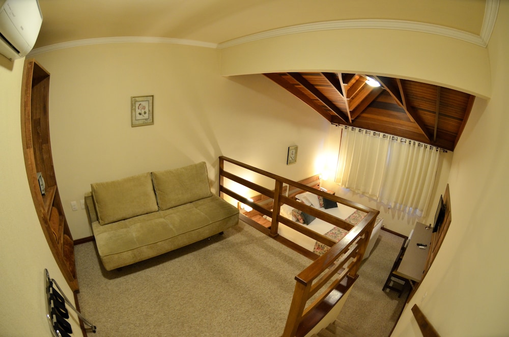 Hotel Renascenca 38/63