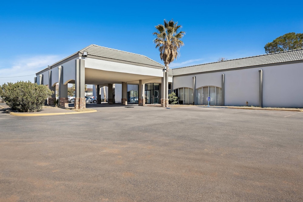 Studio6 Pecos, TX 6/60