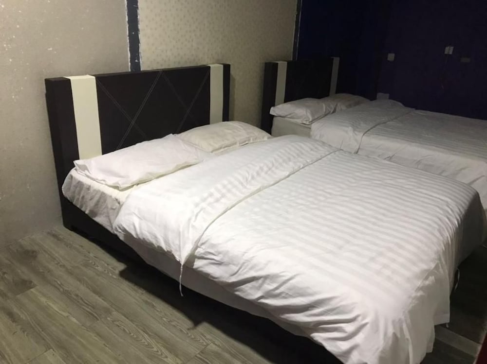My Family Hotel 20/36