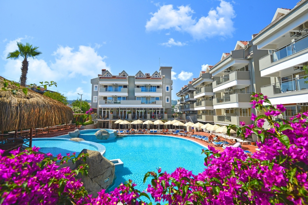 Begonville Hotel 43/50