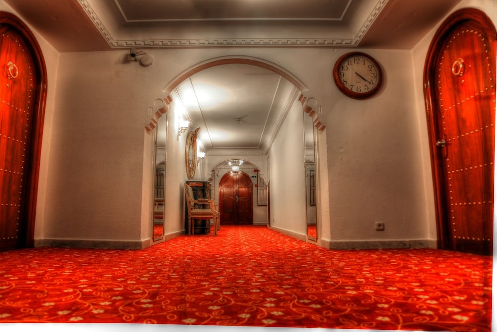 HOTEL LA MAISON BLANCHE 3/52