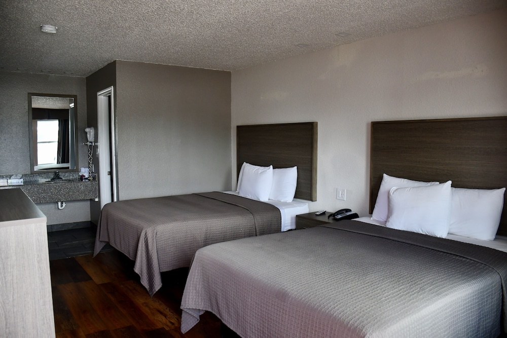Lockhart Inn 24/48