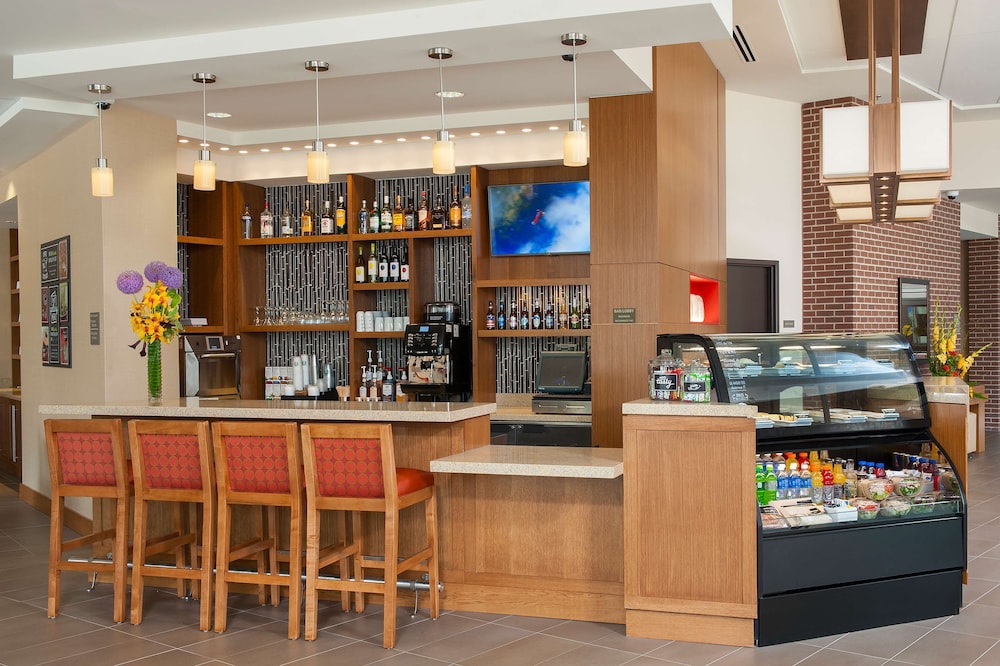 Hyatt Place Champaign-Urbana 48/58