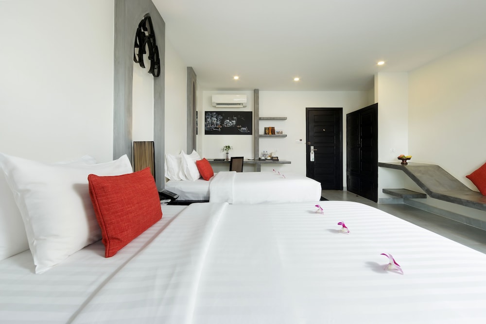 CENTRAL SUITE RESIDENCE 25/76