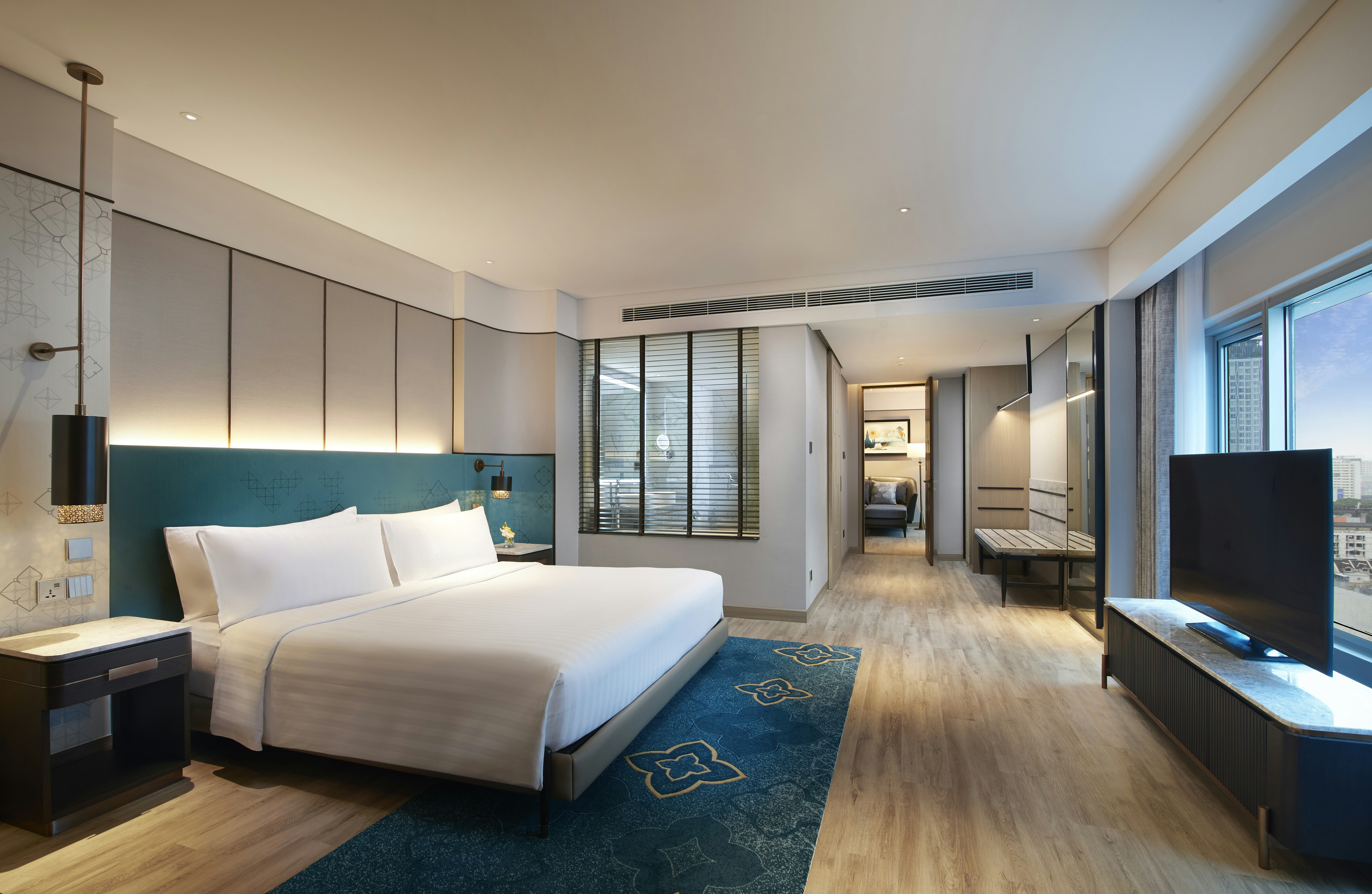 Amari Bangkok 10/50