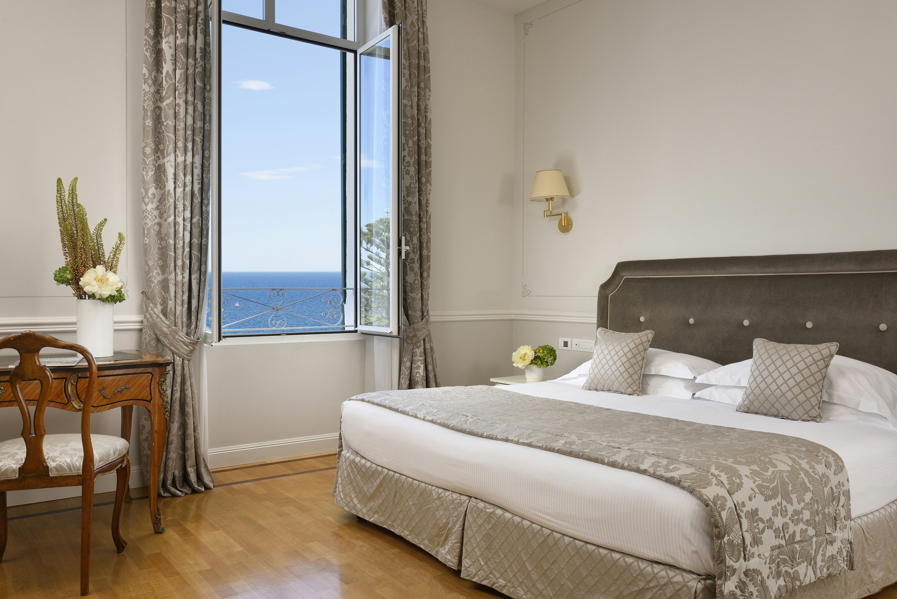 Royal Hotel Sanremo 20/83