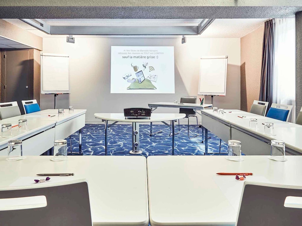 Ibis Styles Marseille Provence Aeroport 64/78