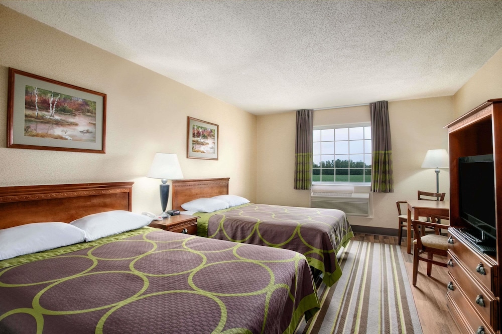 Super 8 by Wyndham Grayville 10/20