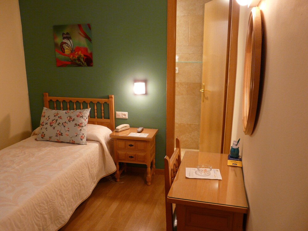 HOTEL NICE 3/29