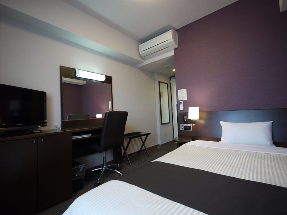 HOTEL ROUTE-INN Ota Minami -Route 407- 5/25