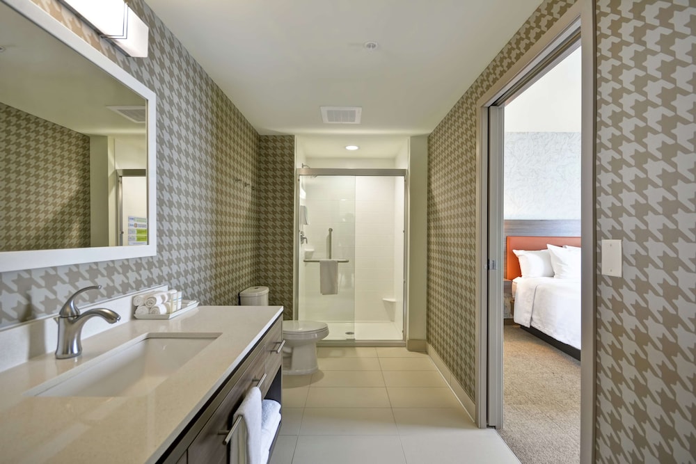 Home2 Suites By Hilton Plymouth Minneapolis 21/57
