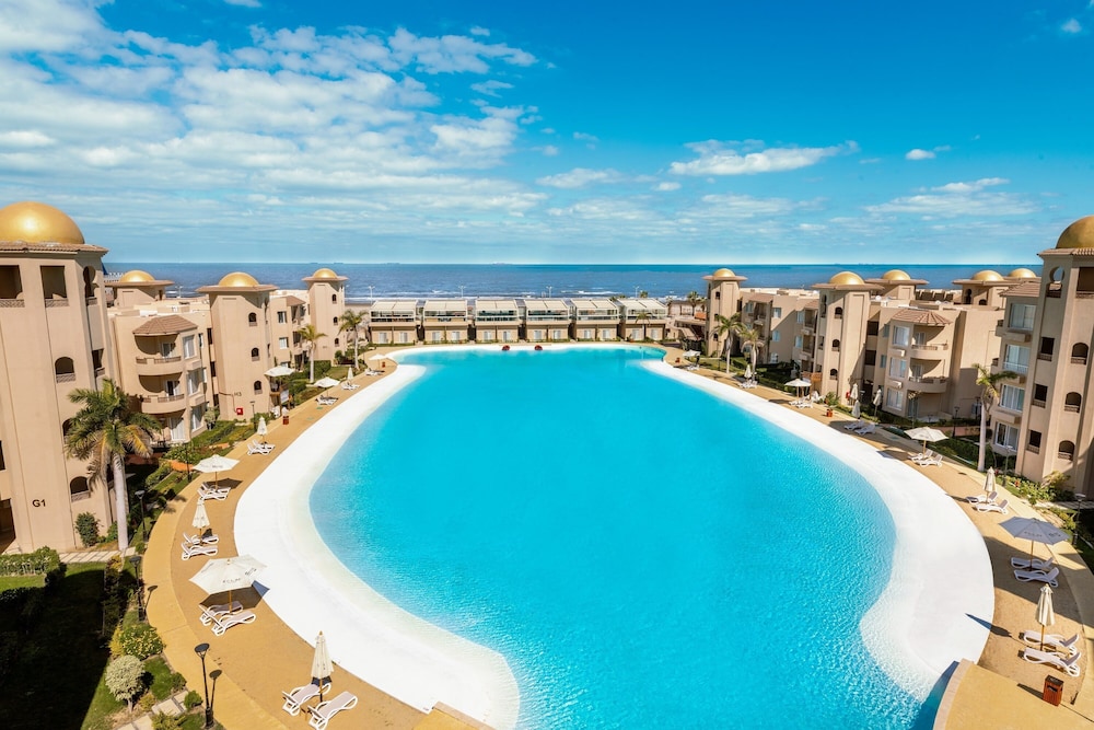 Marom Port Said Resort & Beach 49/57