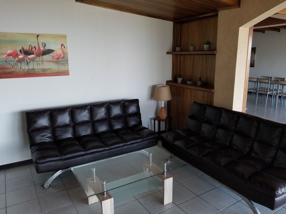 Hostel Monte Campana Escazu 31/50
