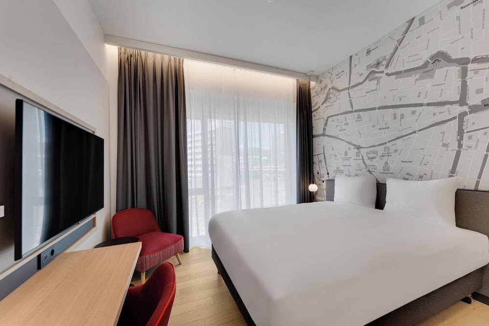Business, Queen Bed