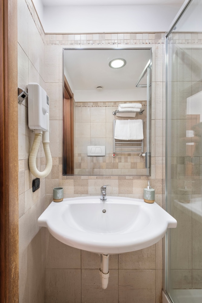Hotel Moscatello 53/56