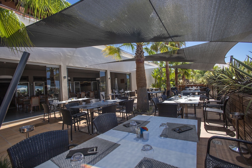 Monte Santo Resort 36/50