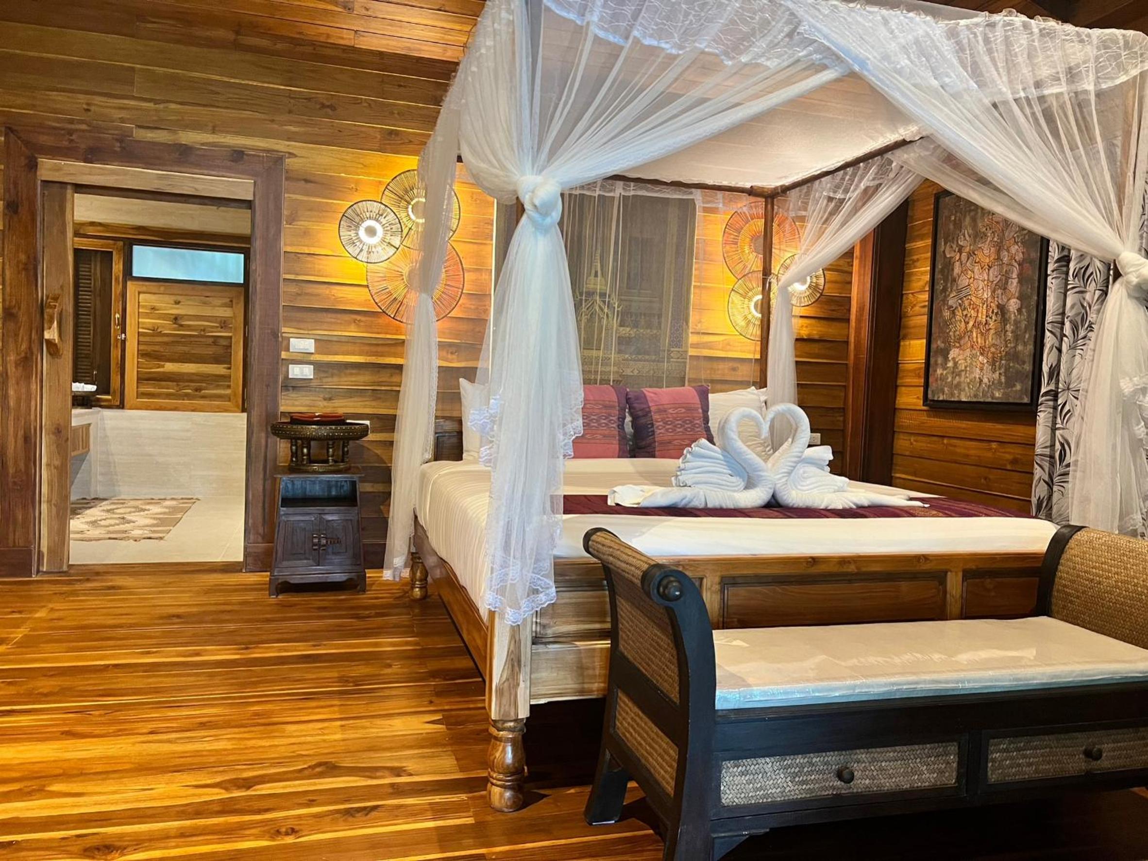 2 Bedrooms, Makai