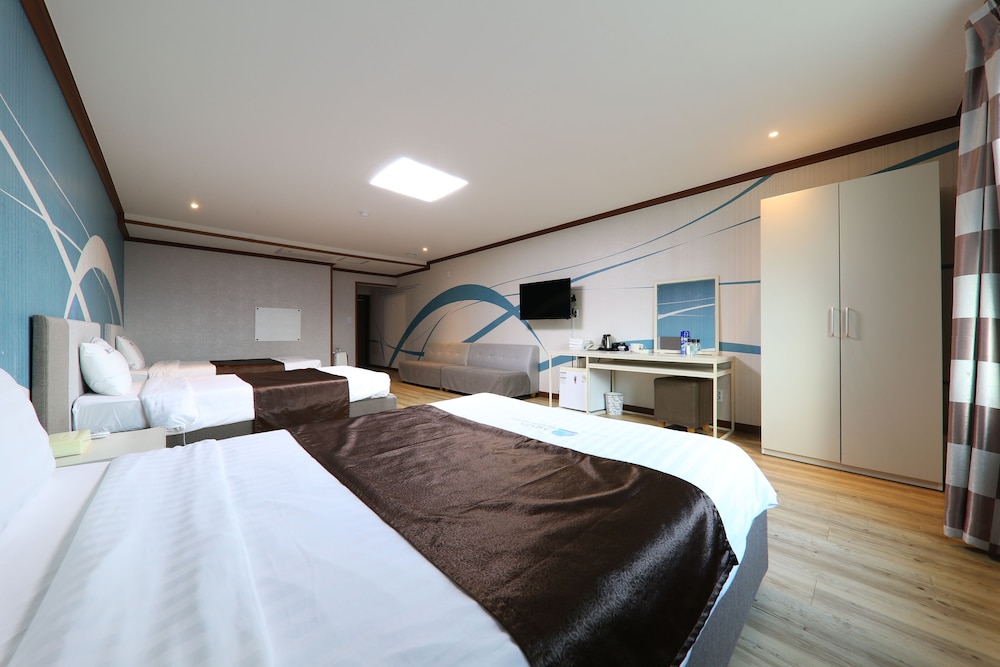 SEONGSAN AQUA BEACH HOTEL 8/42