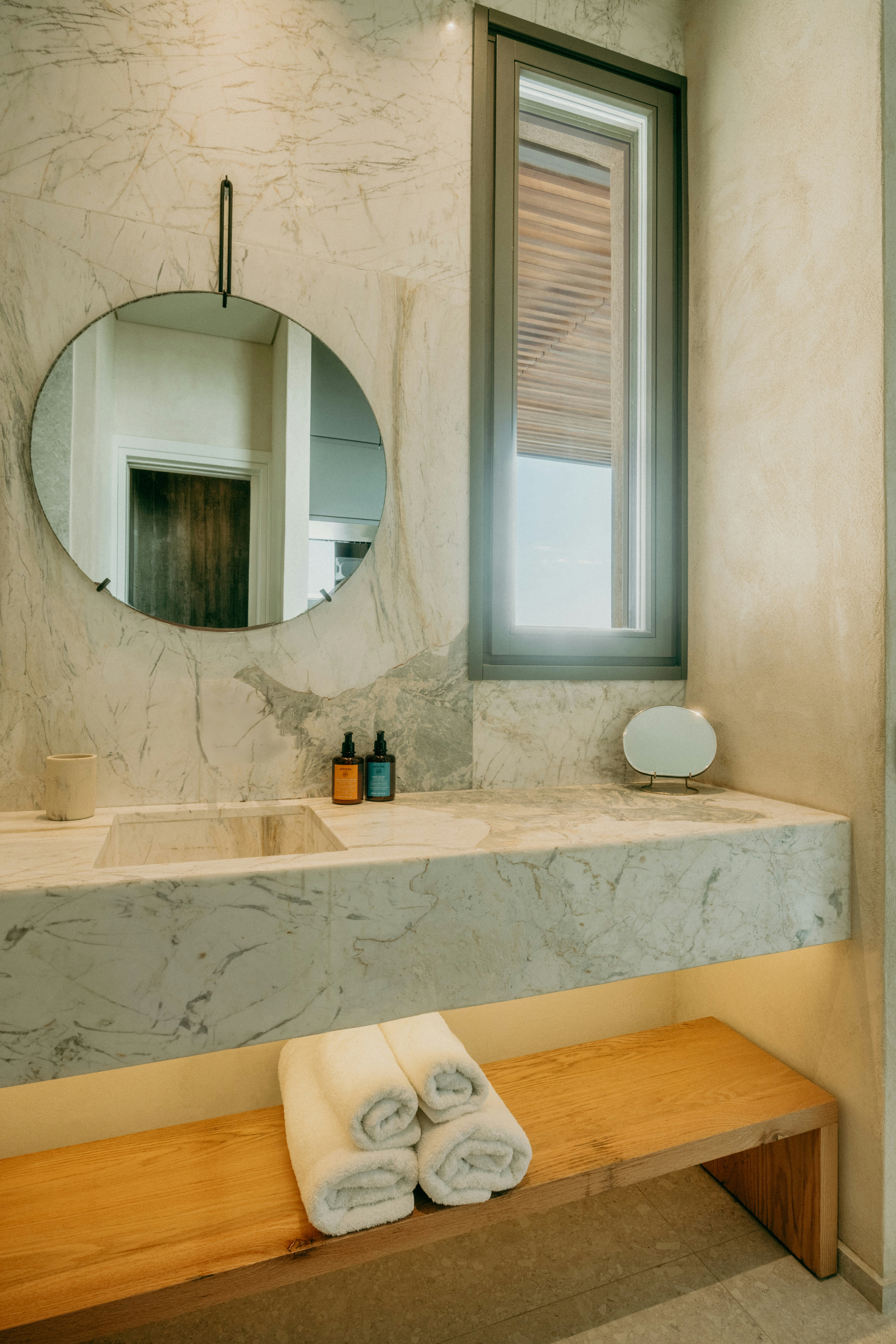 Santorini Sky Luxury Resort 48/50