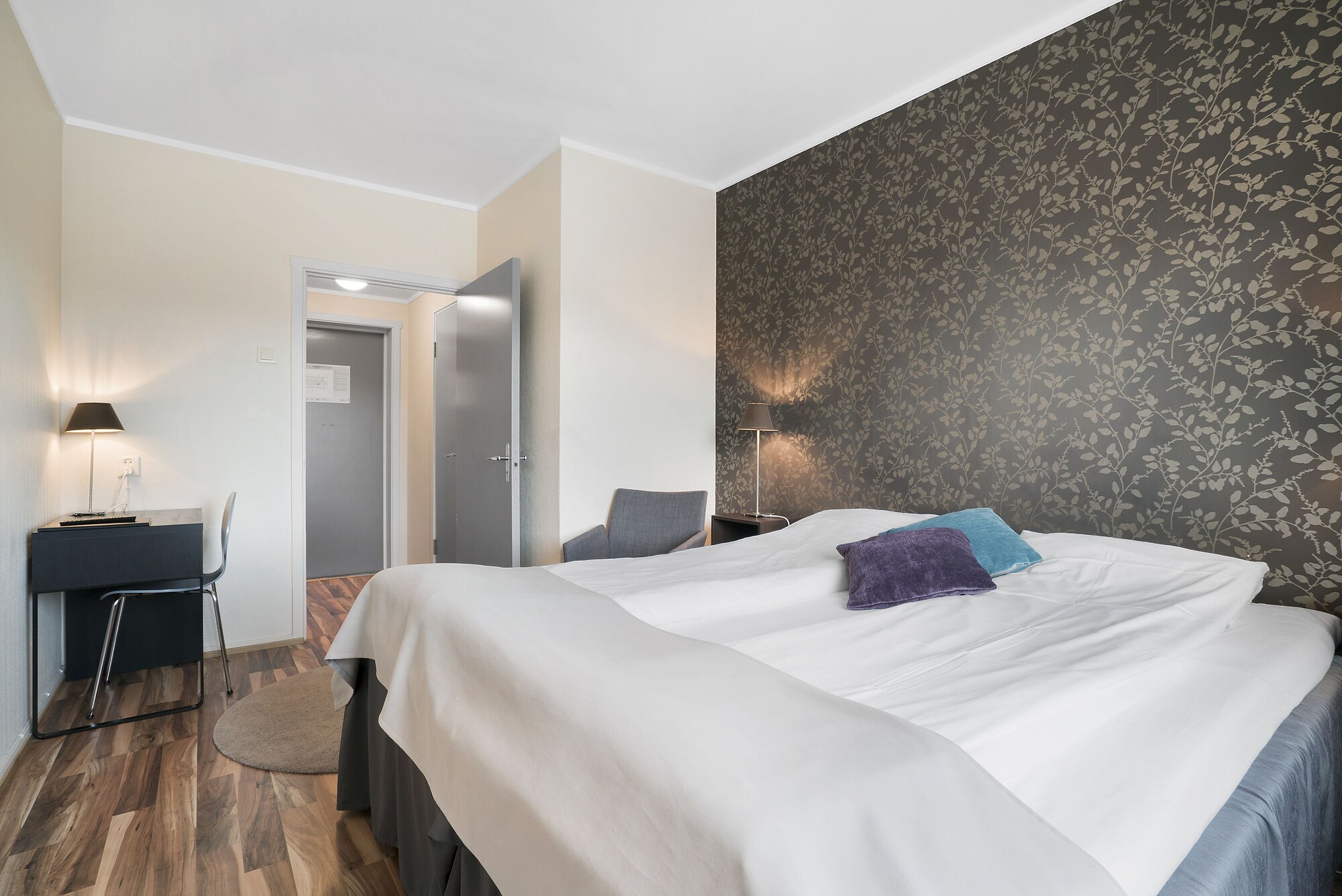 Standard, Double or Twin Bed