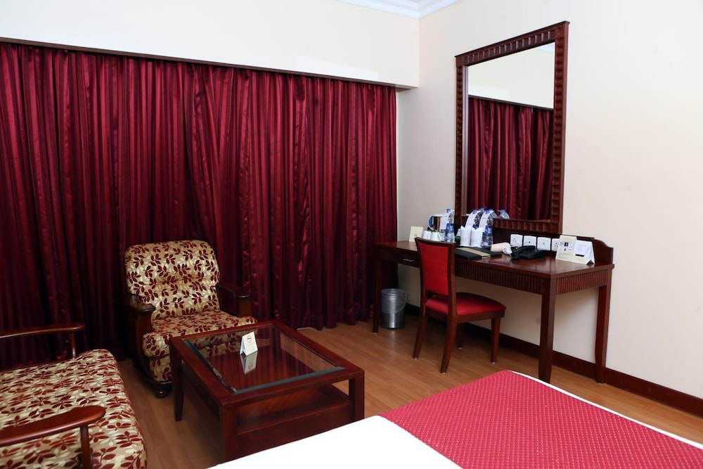 Joys Palace 34/50