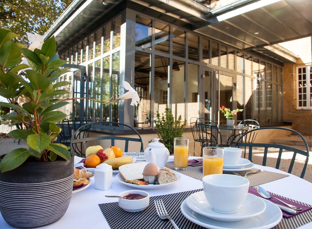 Hotel La Hoirie 34/49