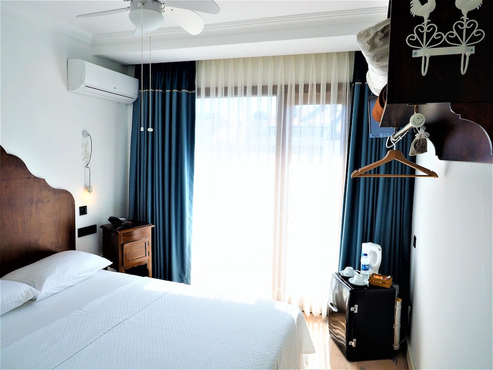 HOTEL GRAND AMPHORA 21/57