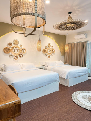 Room, 2 Beds, Queen Bed