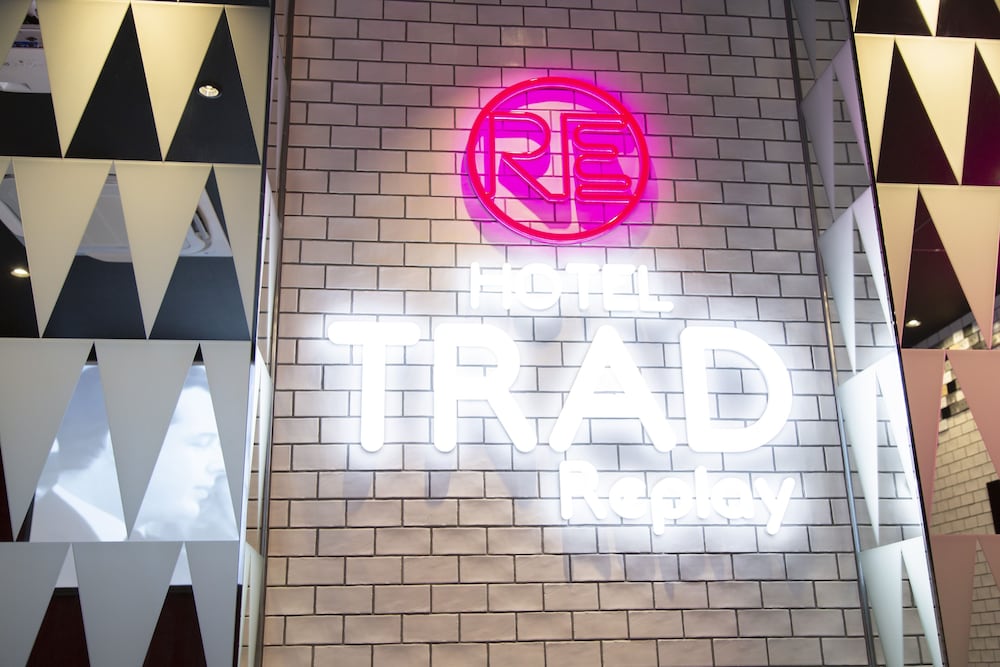 HOTEL TRAD Replay 7/47
