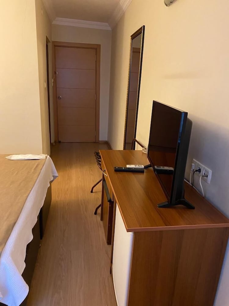 Karayel Hotel 24/30