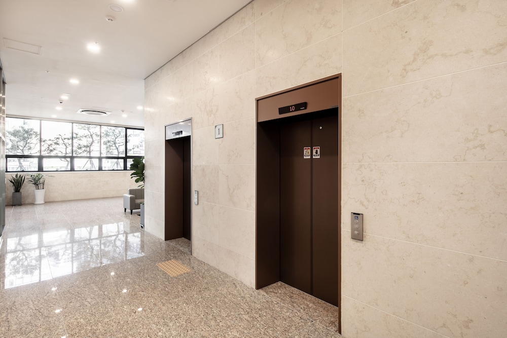 Icheon J Hotel 3/26