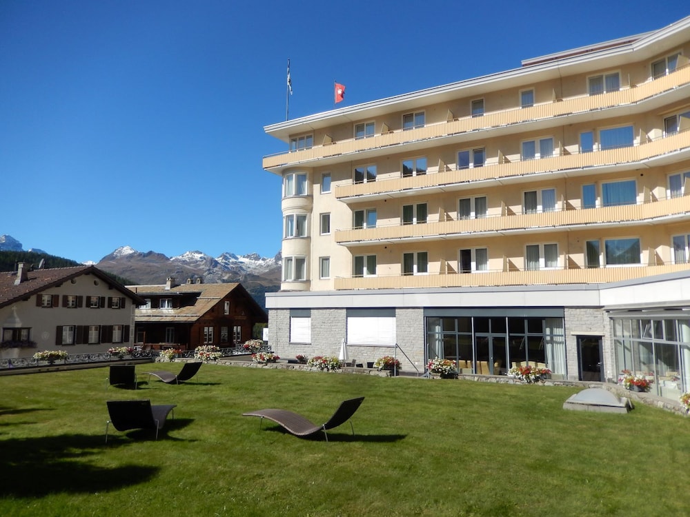 Hotel Schweizerhof Pontresina 64/68