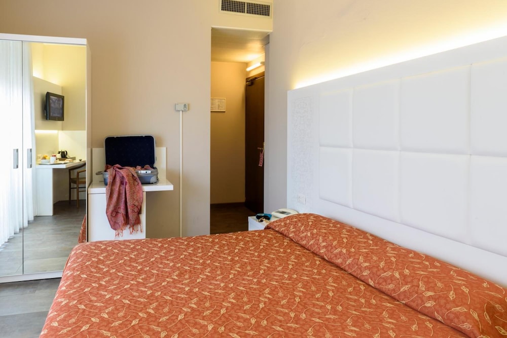 Hotel Primavera 14/57